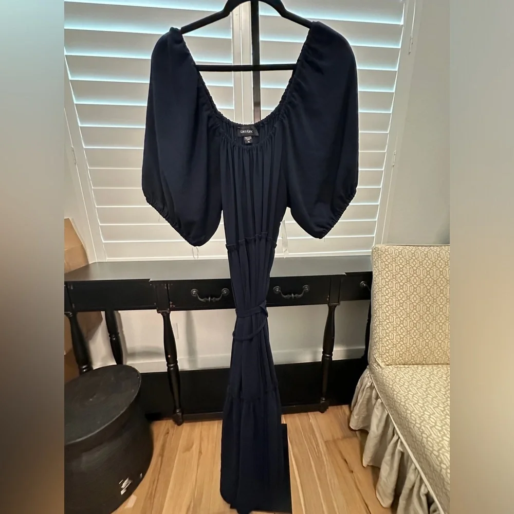Karen Kane | Puff Sleeve Dress - Picture 3 of 9